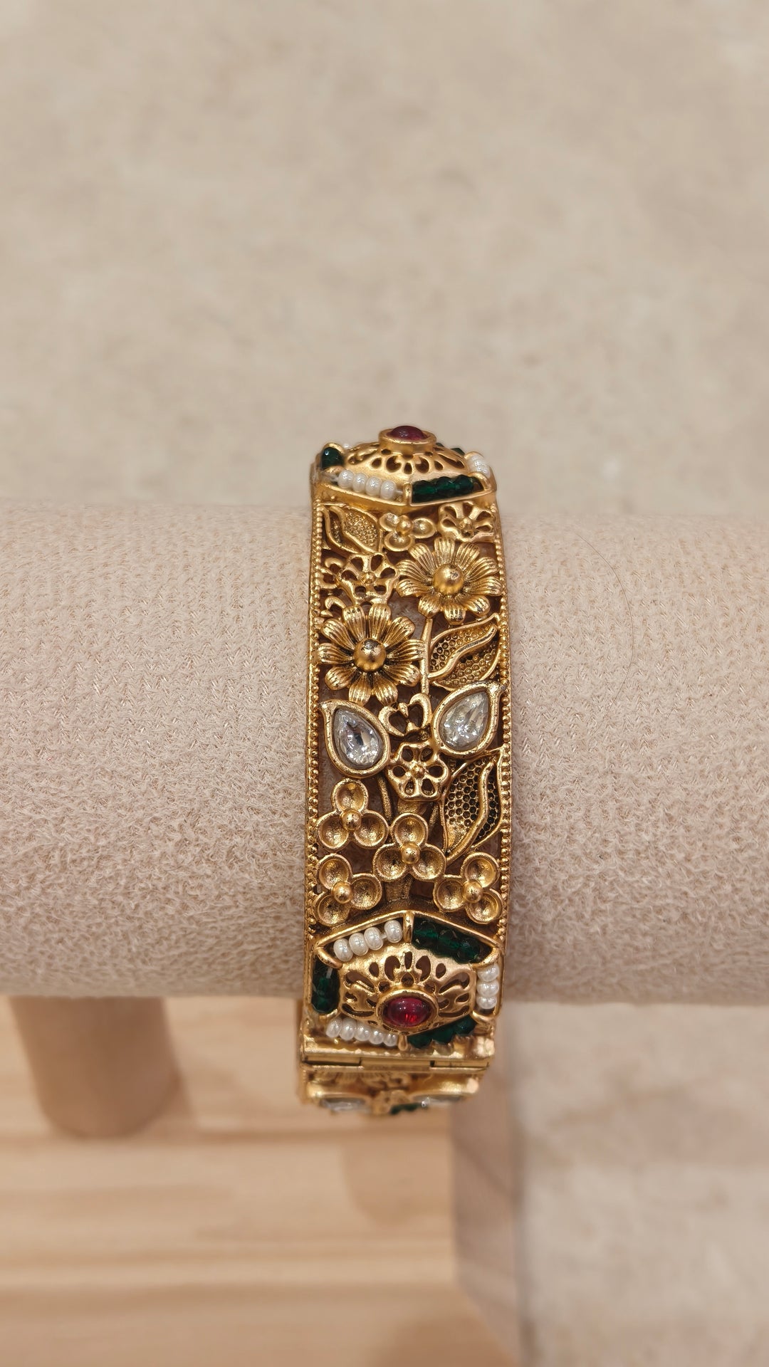 Floral Motif Hinged Bangle|Vivinia by Vidhi Mehra