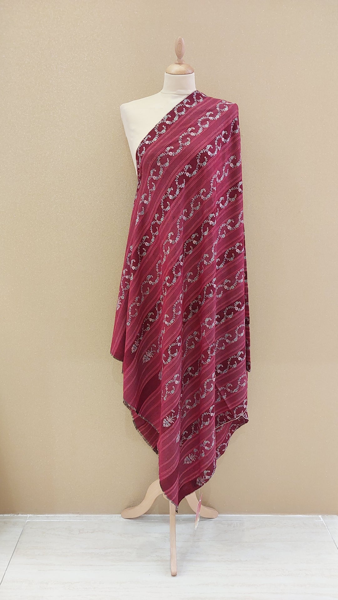 Maroon Embroidered Pashmina Shawl|AAMIR