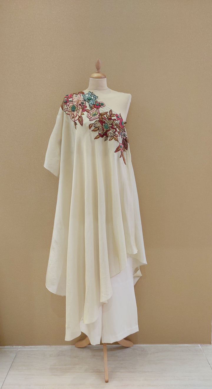 Off-White Asymmetric Kaftan Set |VARUN BAHL