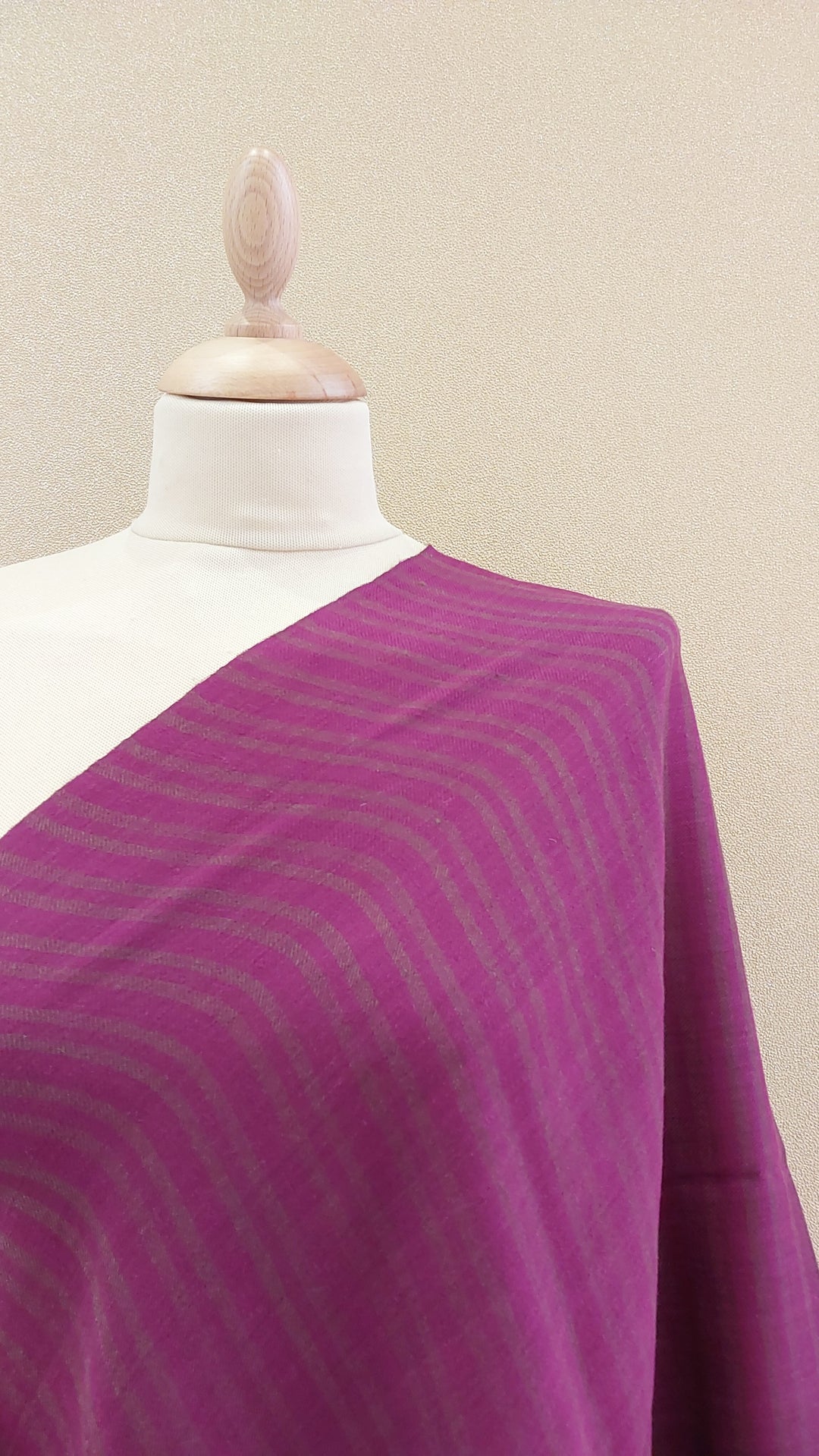 Magenta Pashmina Shawl with Kaani Border|AAMIR
