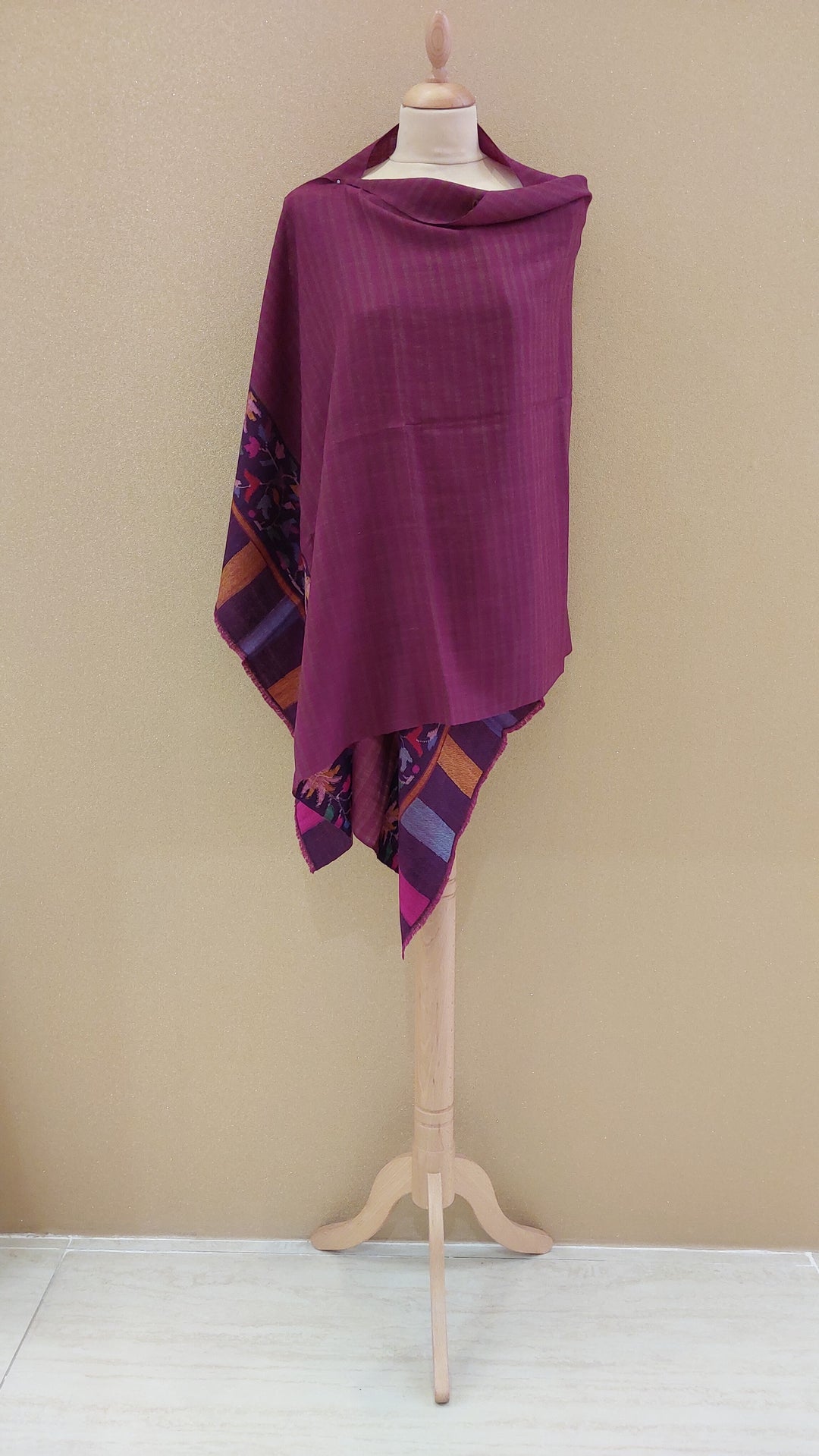 Magenta Pashmina Shawl with Kaani Border|AAMIR