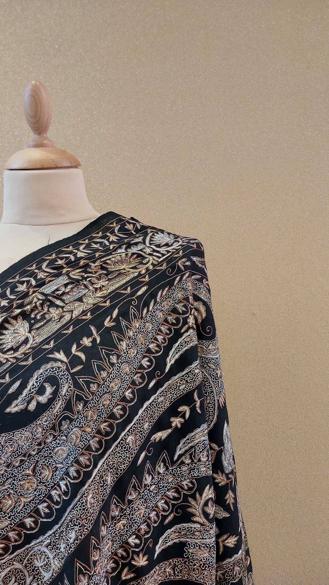 Midnight Black Fine Tilla Embroidered Kashmiri Luxury Shawl |AAMIR