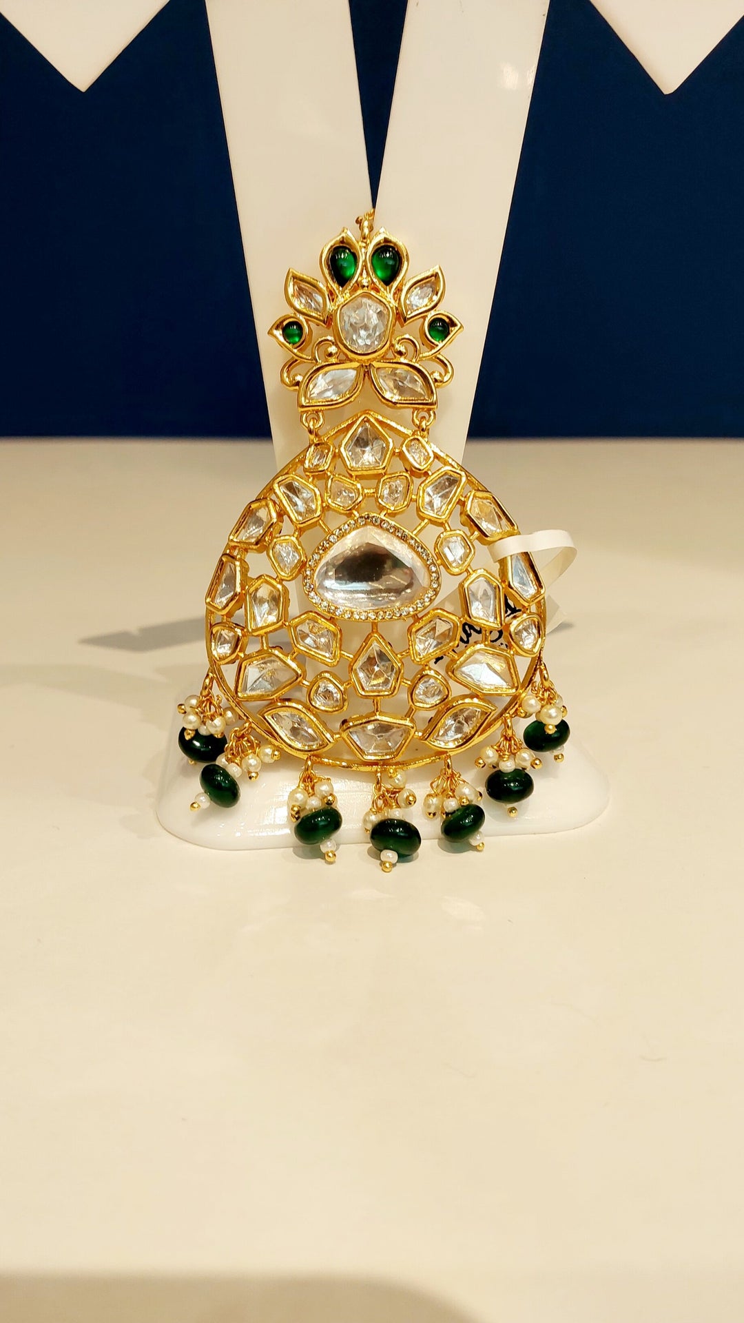 Sara Emerald and Gold Polki Diamond Kundan Maang Tikka|Inaayat by Divya Taimni