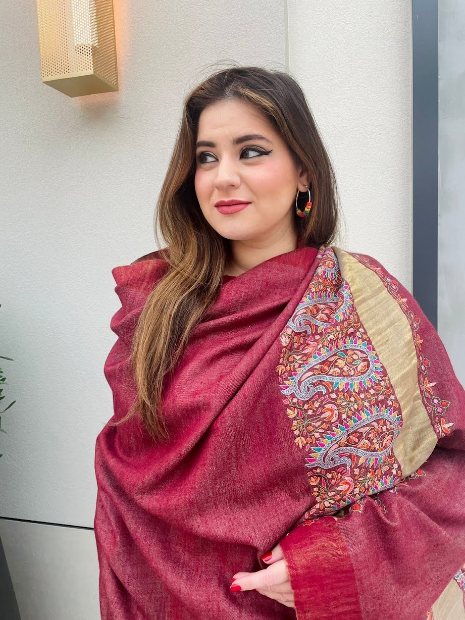 Benazir Red and Beige Reversible Pashmina Shawl | House of Inaayat