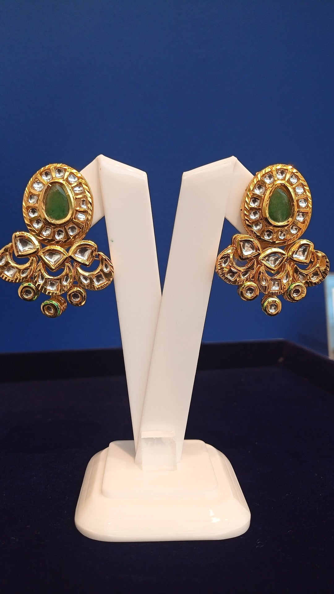 Rania Color-Block Beaded Kundan Side-Pendant Necklace and Earrings Set|Inaayat by Divya Taimni