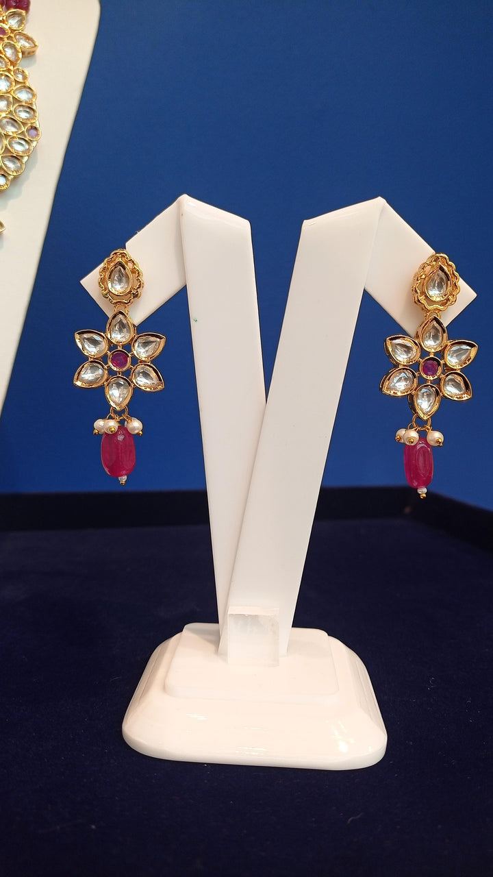 Alana Ruby and Kundan Side-Pendant Necklace and Earrings Set|Inaayat by Divya Taimni