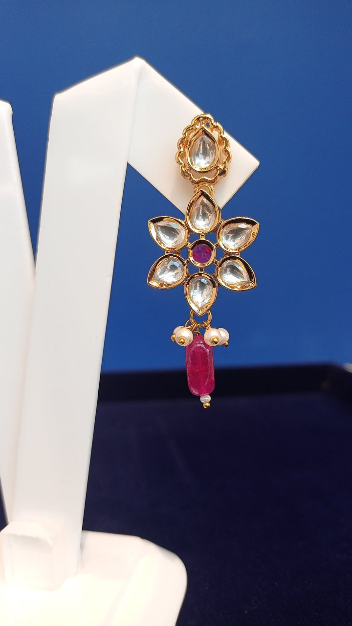 Alana Ruby and Kundan Side-Pendant Necklace and Earrings Set|Inaayat by Divya Taimni