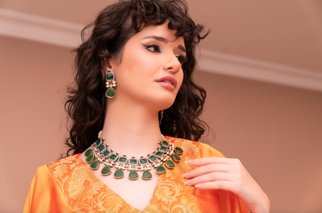 Noreena Green Stone and Kundan Necklace and Earrings Set|Inaayat by Divya Taimni